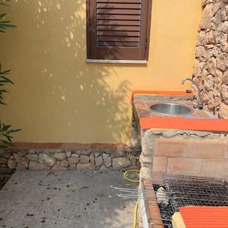 Villa Maveda, Un Dammuso Immerso Nel Verde Lampedusa Kültér fotó