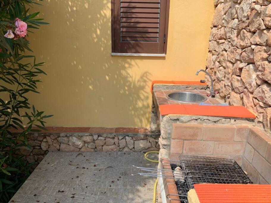 Villa Maveda, Un Dammuso Immerso Nel Verde Lampedusa Kültér fotó