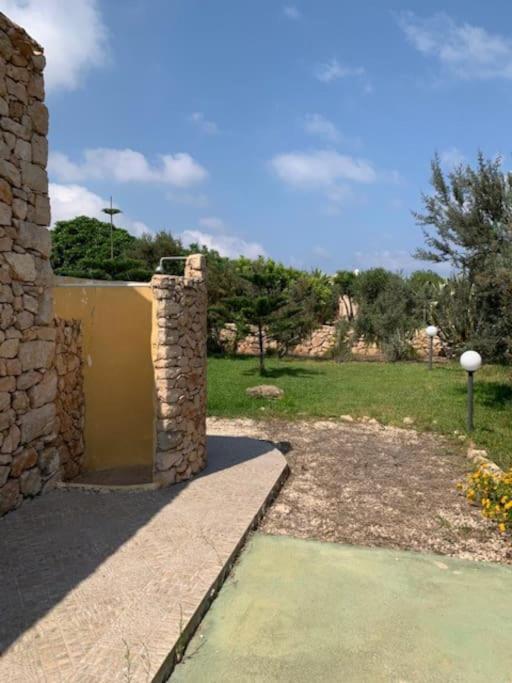 Villa Maveda, Un Dammuso Immerso Nel Verde Lampedusa Kültér fotó
